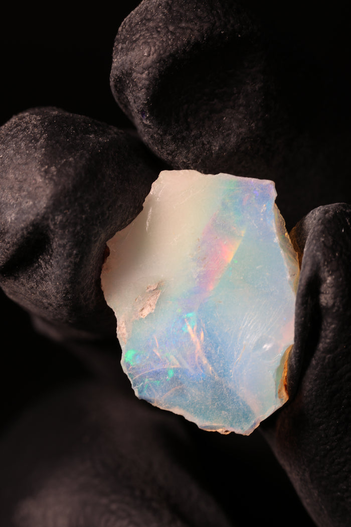 0.91g Rough Ethiopian Jewelry Grade Welo Opal