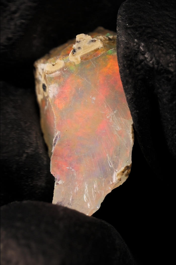 0.93g Rough Ethiopian Jewelry Grade Welo Opal
