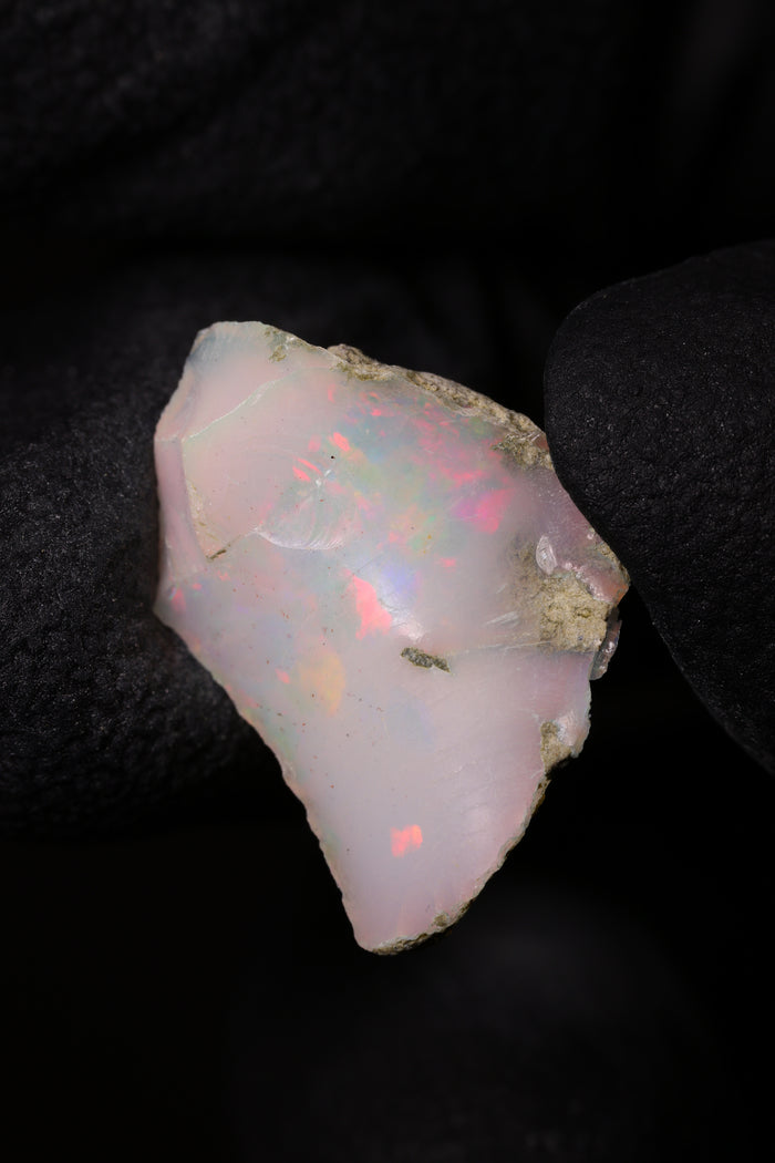 1.09g Rough Ethiopian Jewelry Grade Welo Opal