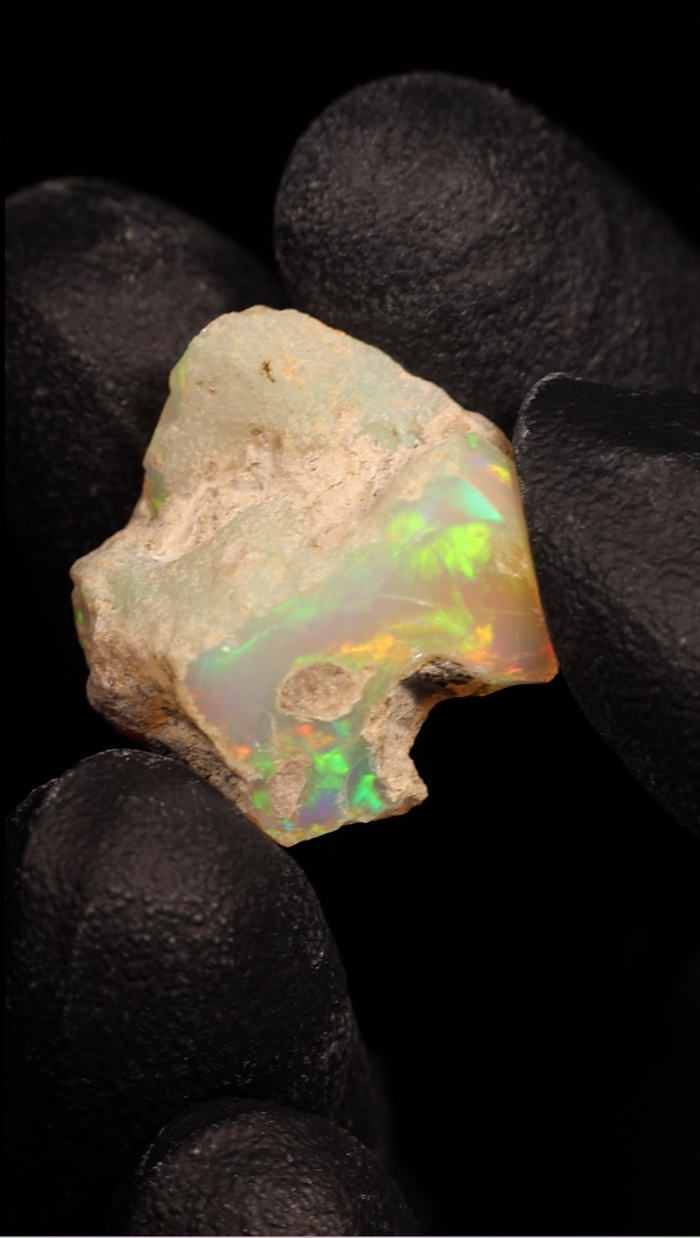 2.10g Rough Ethiopian Jewelry Grade Welo Opal