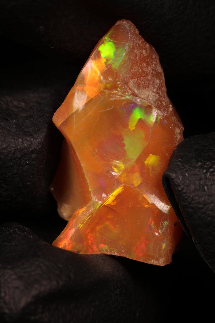 2.36g Rough Ethiopian Jewelry Grade Welo Opal