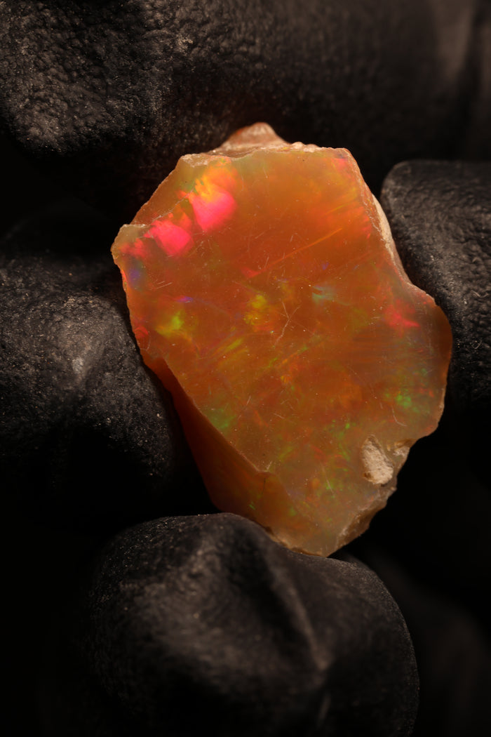 2.36g Rough Ethiopian Jewelry Grade Welo Opal