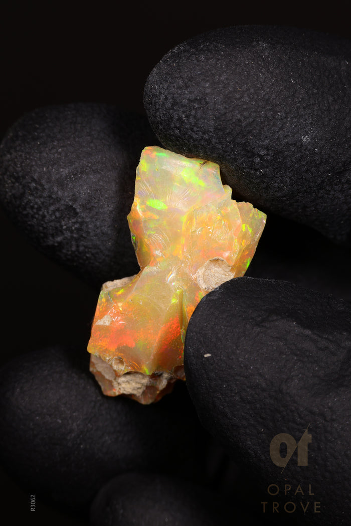 2.40 Rough Ethiopian Jewelry Grade Welo Opal