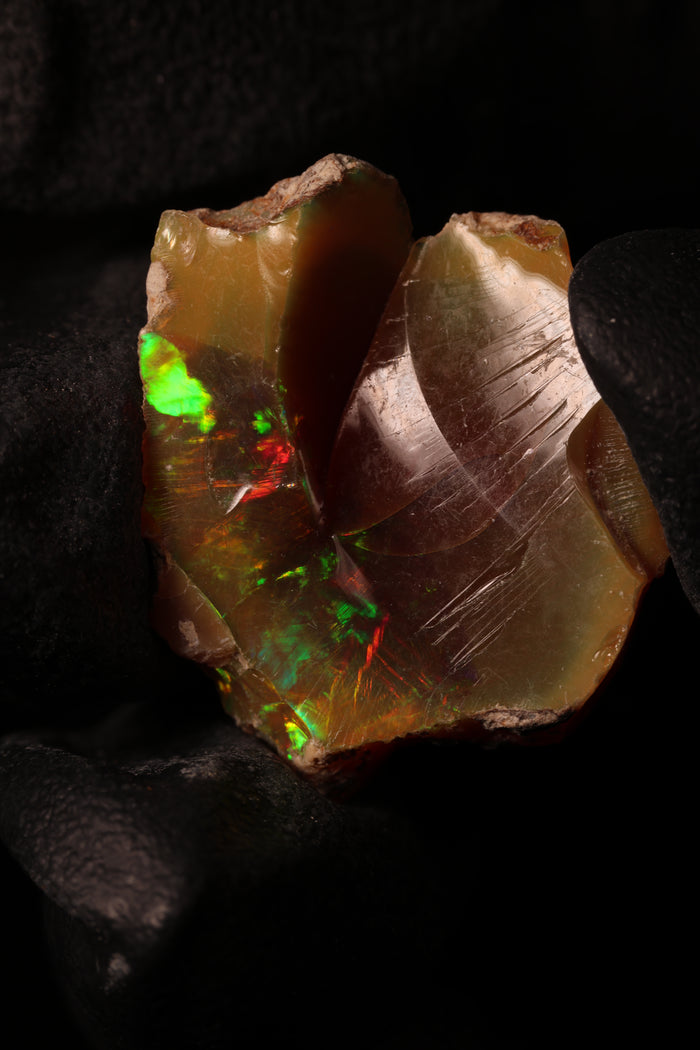 2.41g Rough Ethiopian Jewelry Grade Welo Opal