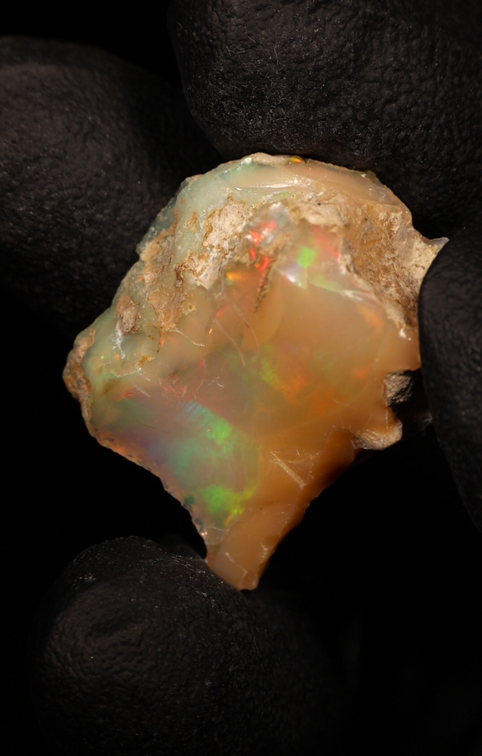 3.63g Rough Ethiopian Jewelry Grade Welo Opal