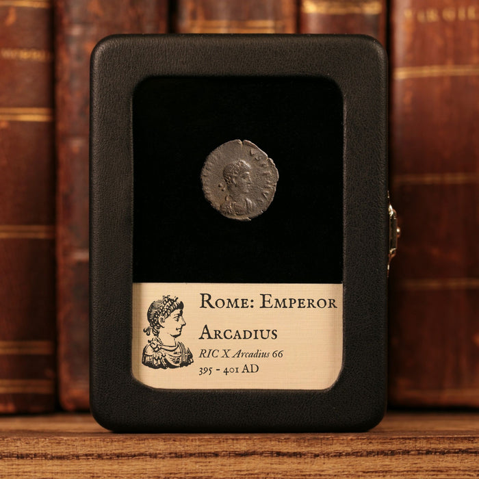 Rome, Emperor Arcadius, AE3, Emperor Crowned by Victory - 395 to 401 CE - Roman Empire