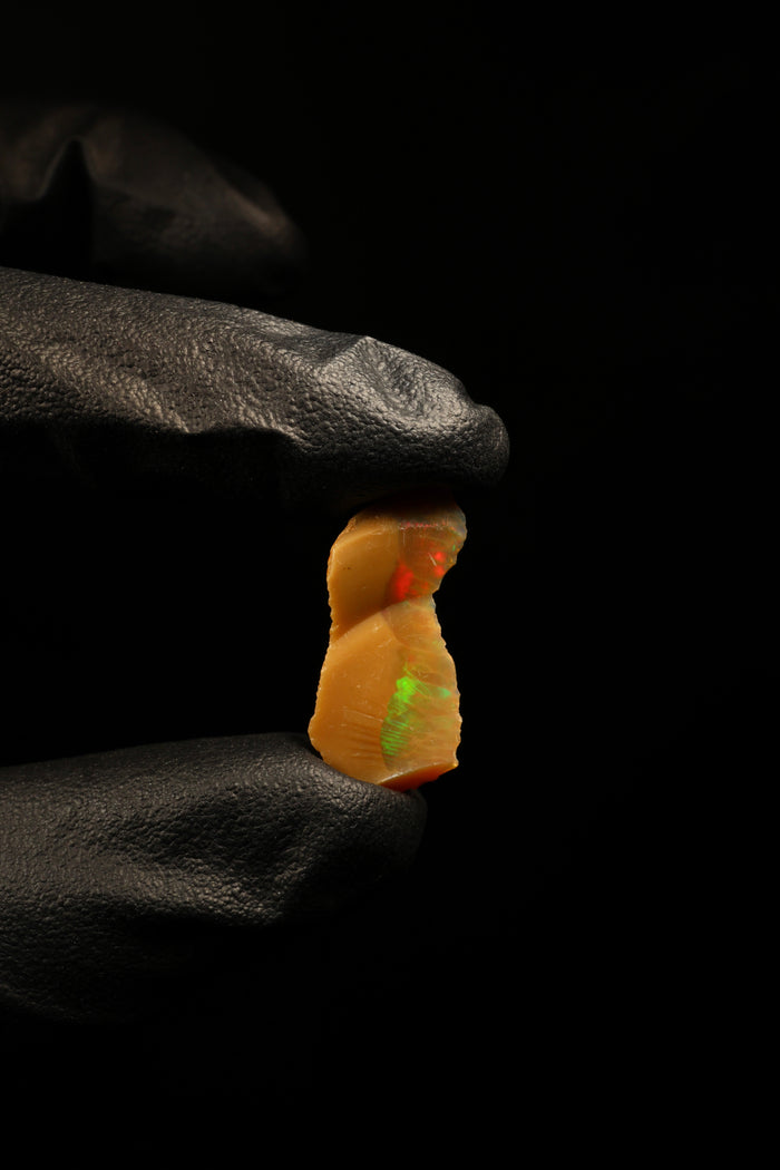 1.35g Rough Ethiopian Jewelry Grade Welo Opal