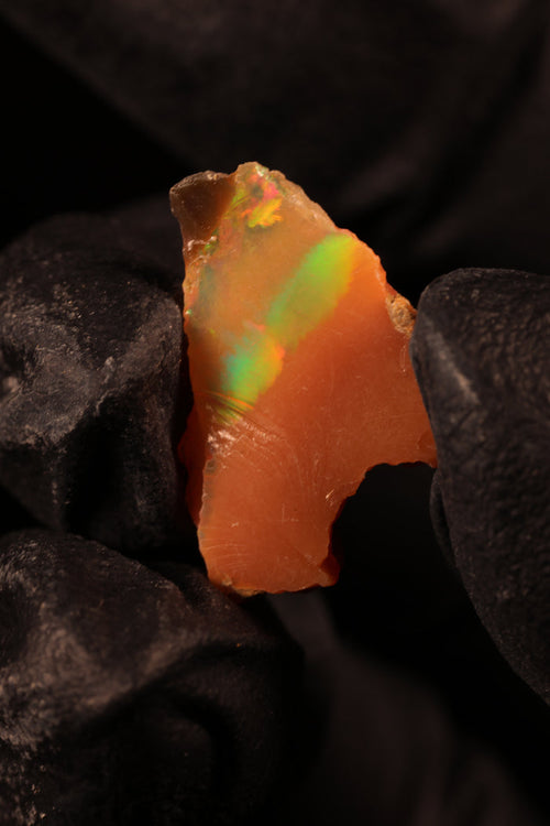 1.52g Rough Ethiopian Jewelry Grade Welo Opal