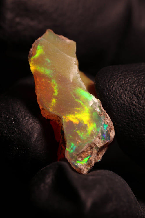 1.54g Rough Ethiopian Jewelry Grade Welo Opal