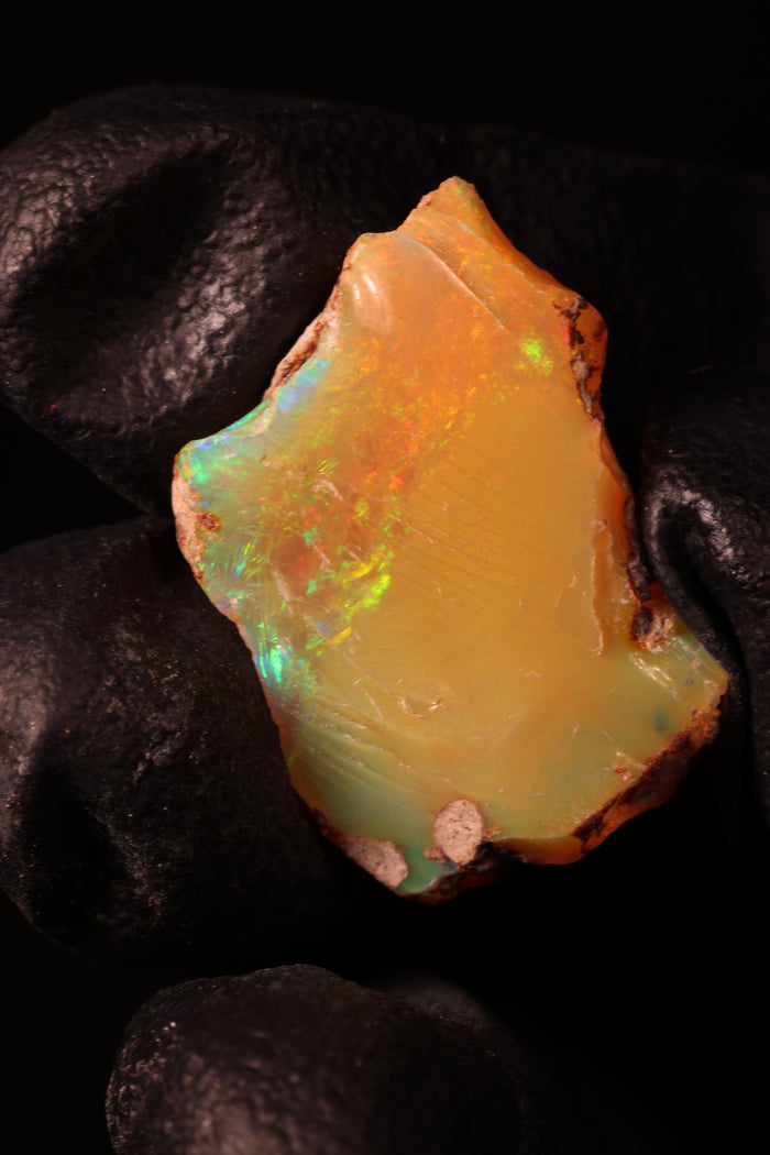 1.99g Rough Ethiopian Jewelry Grade Welo Opal