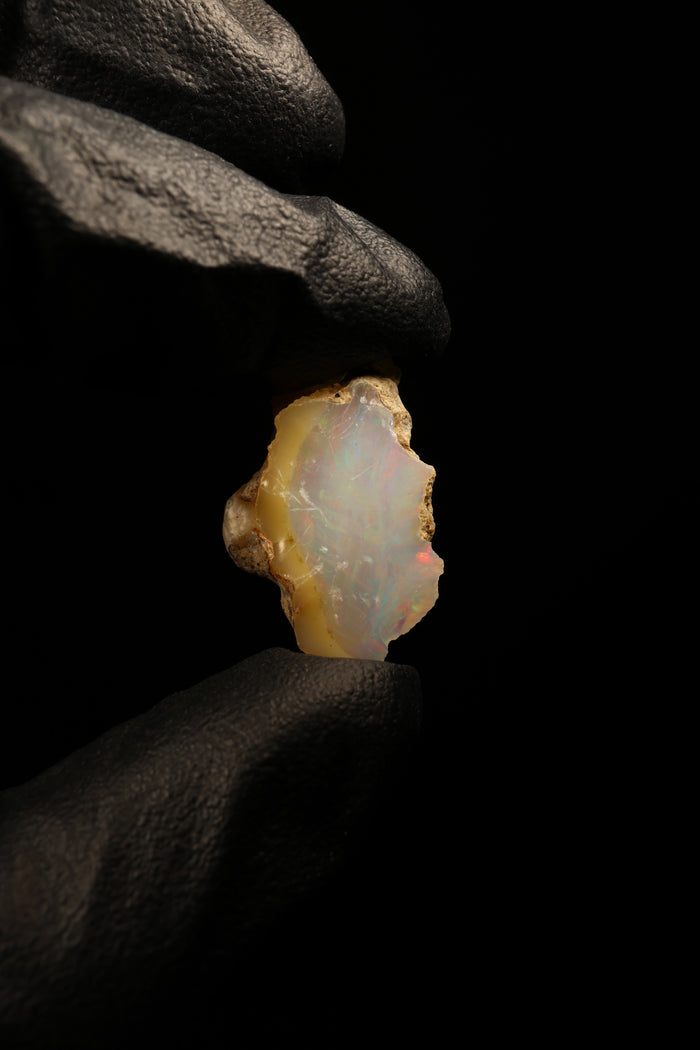 2.90g Rough Ethiopian Jewelry Grade Welo Opal