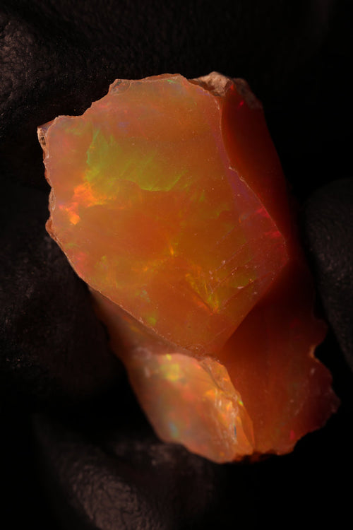 4.14g Rough Ethiopian Jewelry Grade Welo Opal