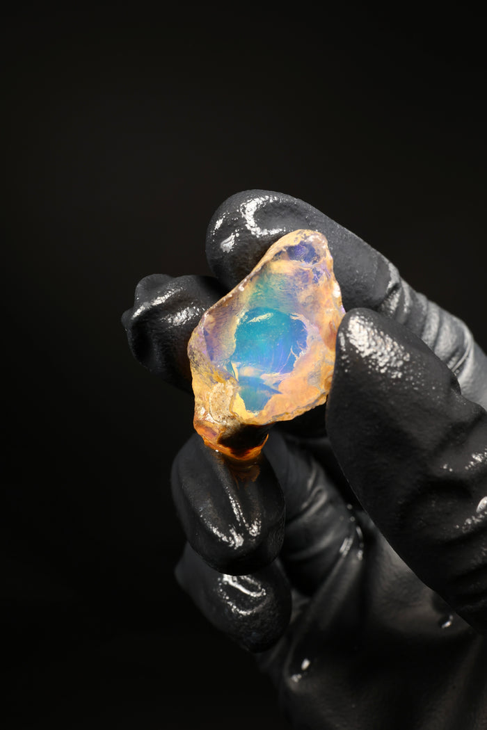 6.03g Rough Ethiopian Welo Specimen Opal