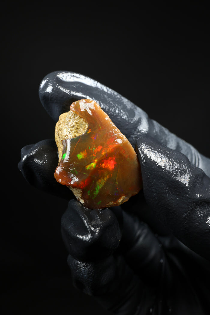 7.77g Rough Ethiopian Welo Specimen Opal