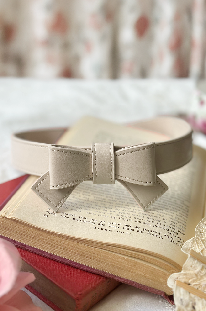 Pretty Kitty Follies Bow belt (Nude)