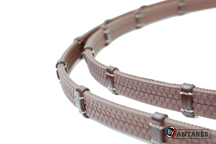 Antares Signature Rubber Reins w/Leather Loops