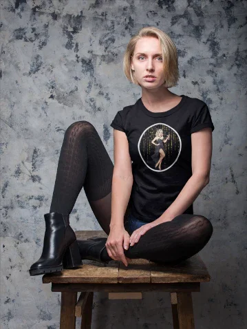 Blonde Sorceress: Bewitching Pinup Halloween Tee