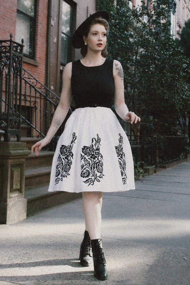 Annie Embroidered Roses Swing Dress in Black-White