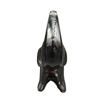 This is the front side of this Obsidian elephant figurine