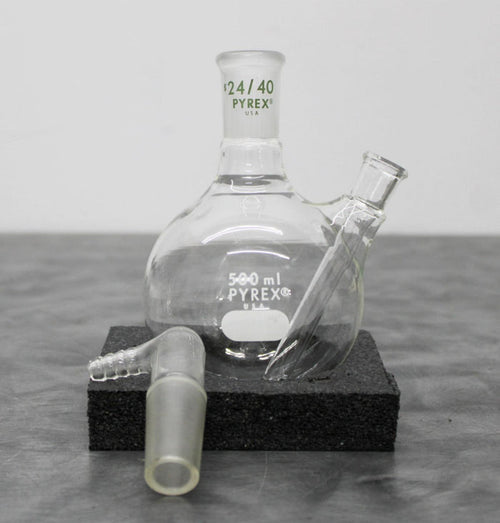 Pyrex 500mL Round Bottom Distilling Flask with Bent Inlet Adapter