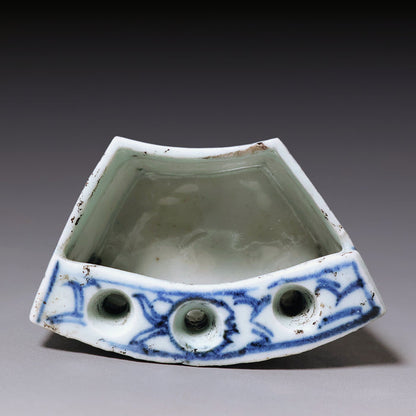 Qing Dynasty, Blue and White Hand Painted Ceramic Calligraphy Brush Holder