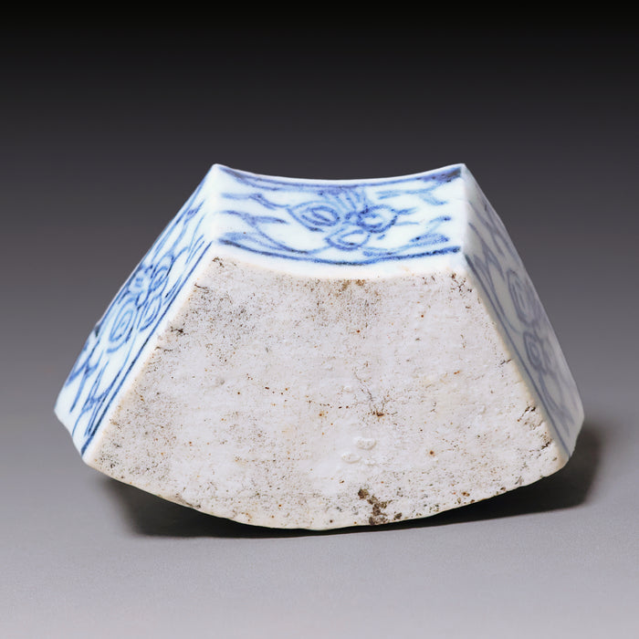 Qing Dynasty, Blue and White Hand Painted Ceramic Calligraphy Brush Holder