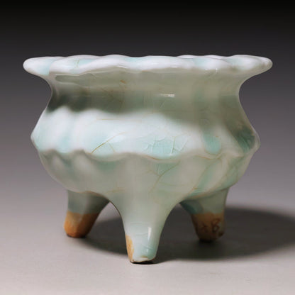 Qing Dynasty, Celadon Glazed Ceramic Tripod Incense Burner