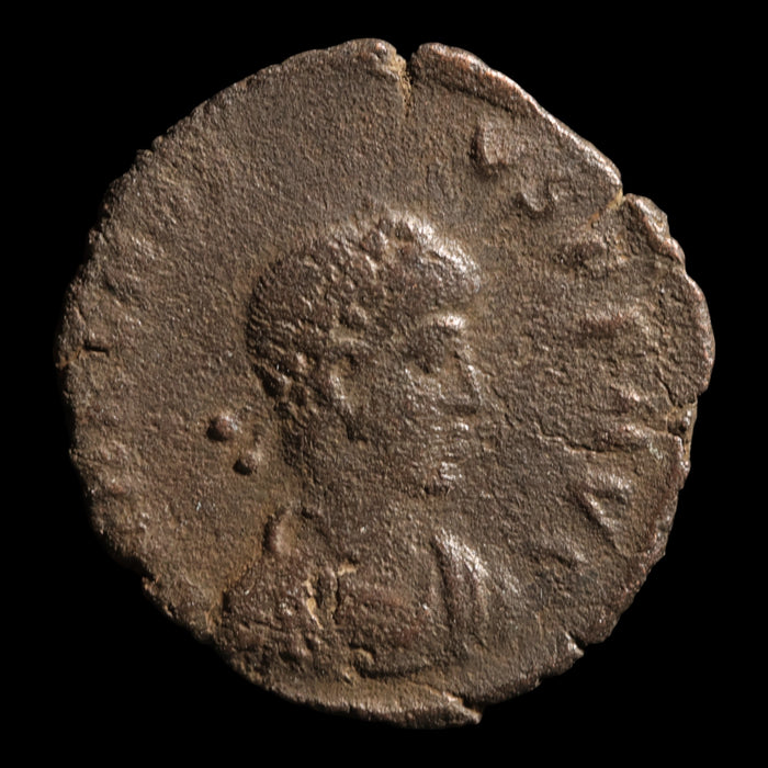 Rome, Emperor Arcadius, AE3, Emperor Crowned by Victory - 395 to 401 CE - Roman Empire
