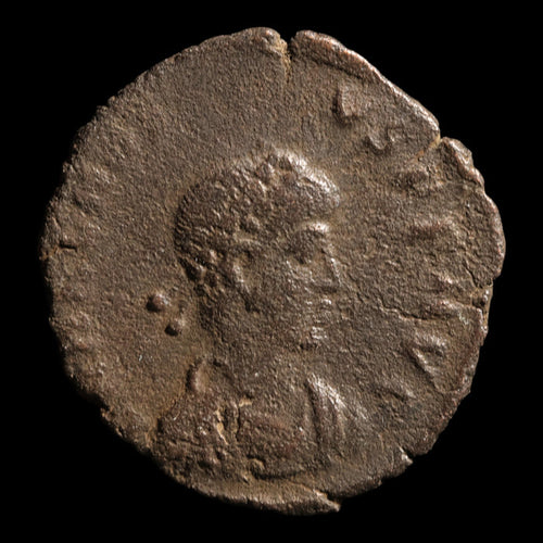 Rome, Emperor Arcadius, AE3, Emperor Crowned by Victory - 395 to 401 CE - Roman Empire
