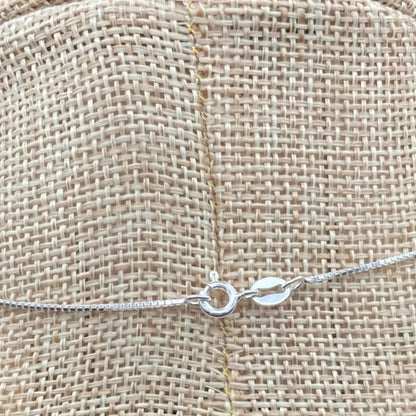 Close up of the Sterling Silver Spring ring clasp in this necklace