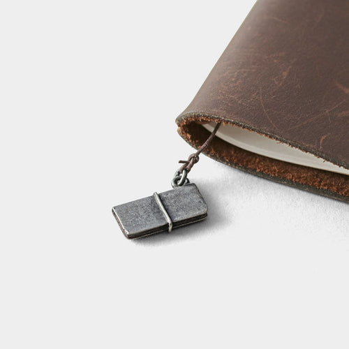 TRAVELER'S Factory Charm