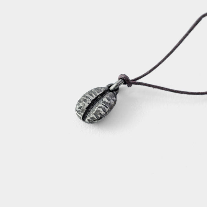 TRAVELER'S Factory Charm