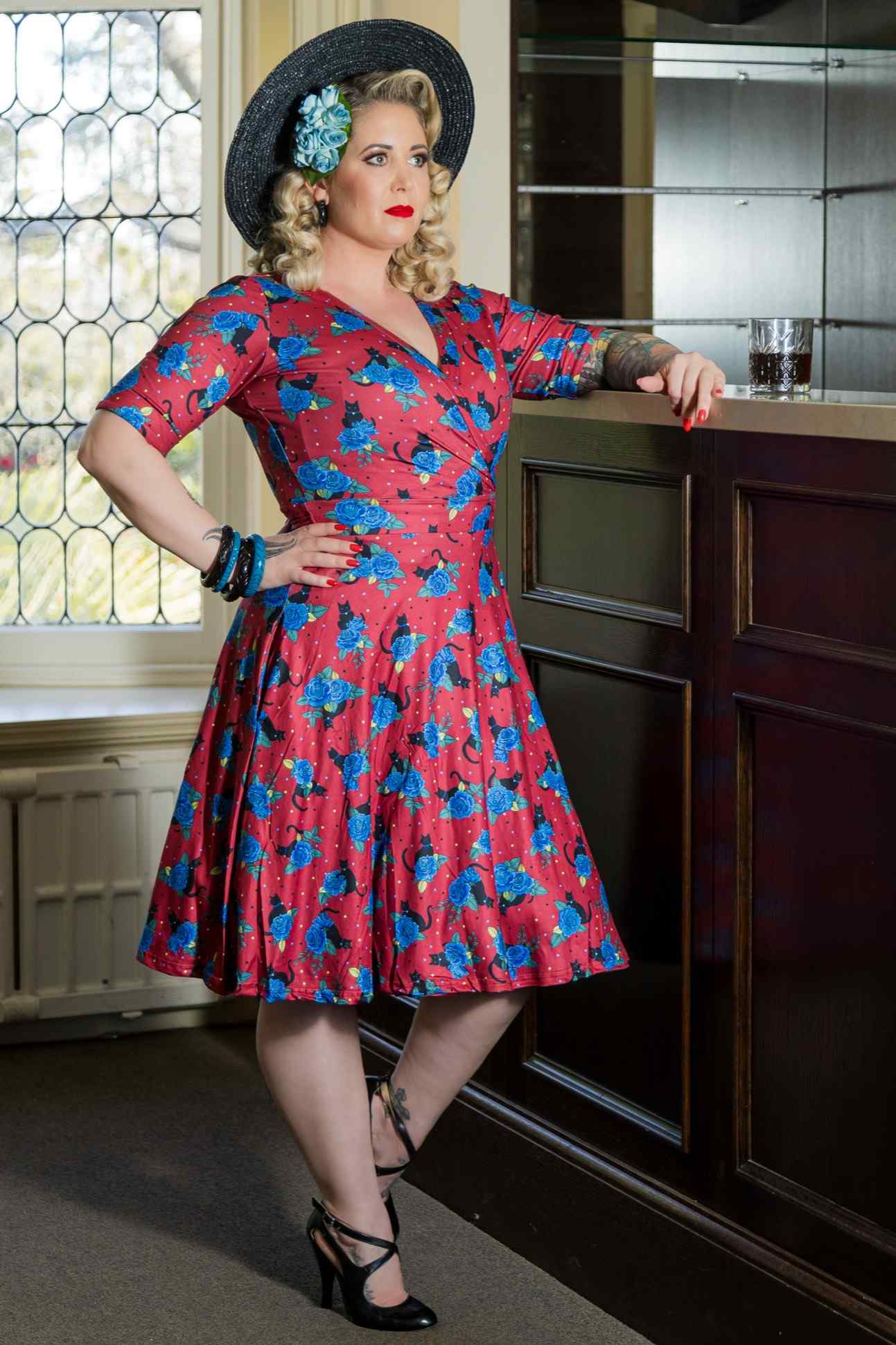 Matilda Vintage Black Cat & Rose  Wrap Dress In Red